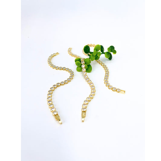 Modern Delicate Small Round Clear Cubic Zirconia Gold Tone Tennis Bracelet for Women